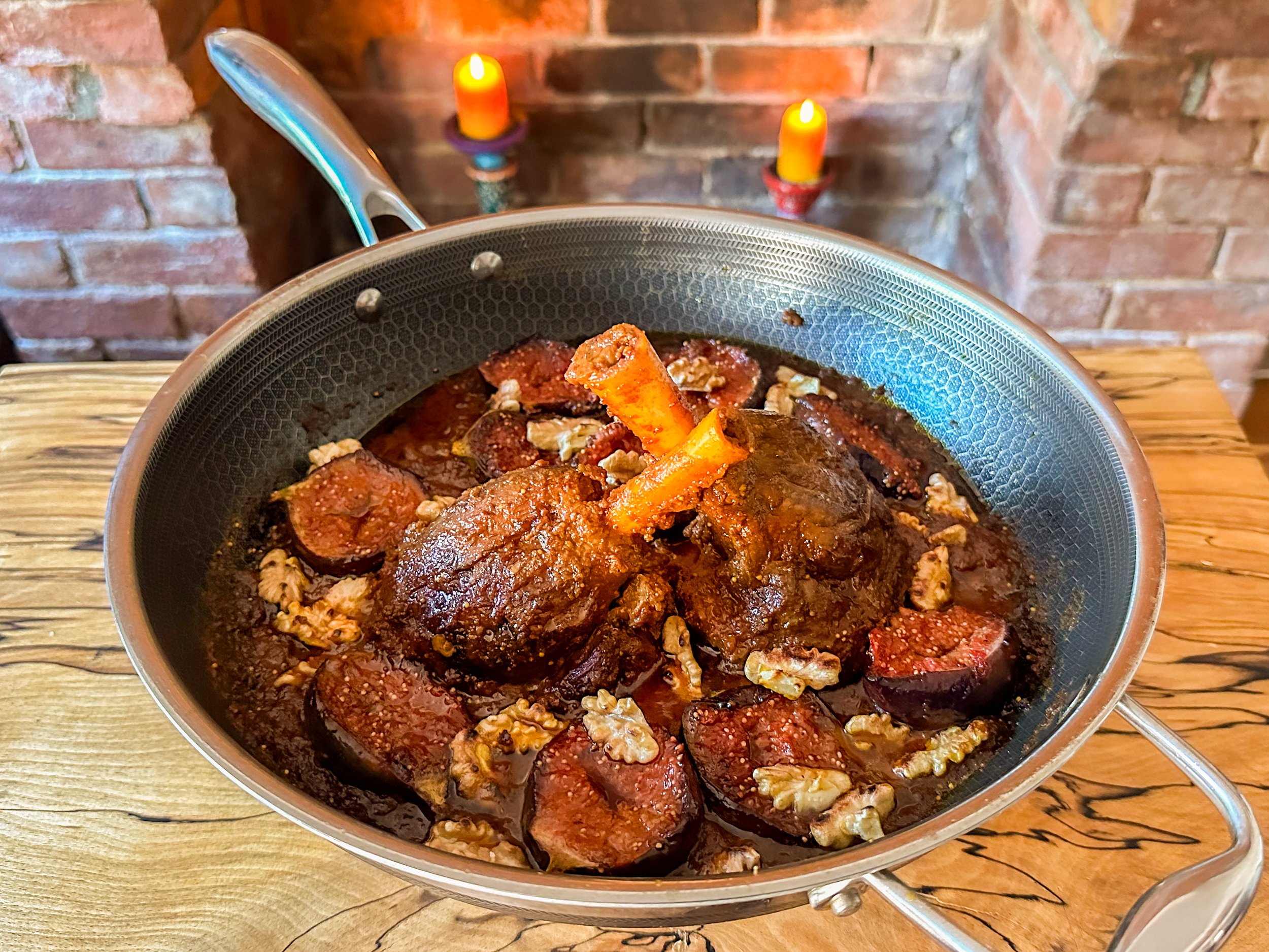 Oq paypoq kiygan qizlarning dumbalari Jinsiy ayol haqida film tomosha qiling